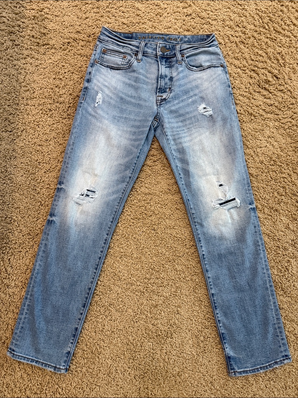 American Eagle Straight Men's Distressed Light Blue Jeans